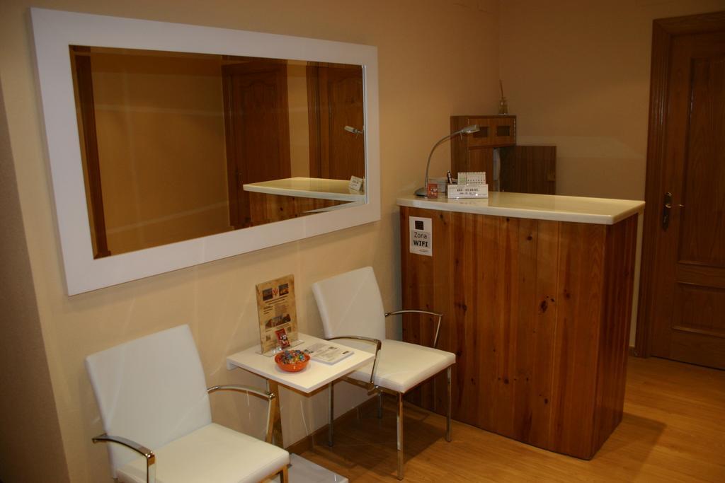 Hostal Hispanico I Salamanca Exterior foto