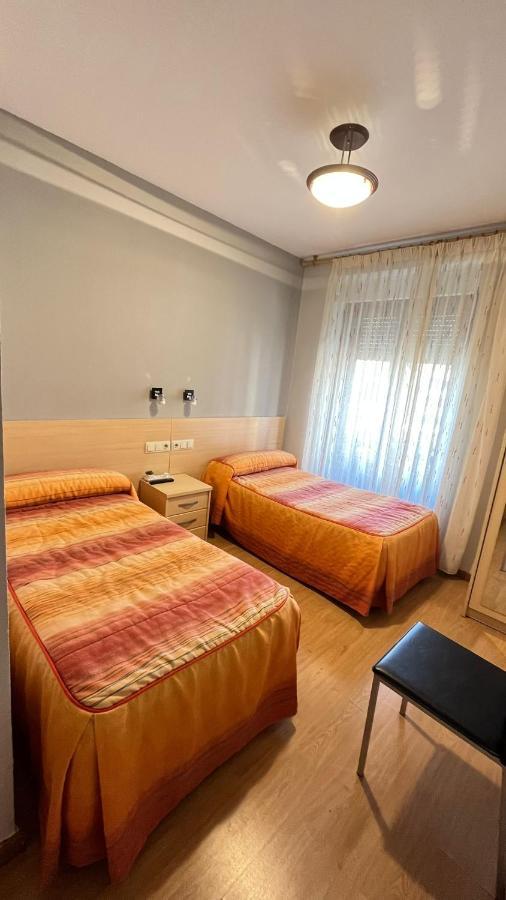 Hostal Hispanico I Salamanca Exterior foto