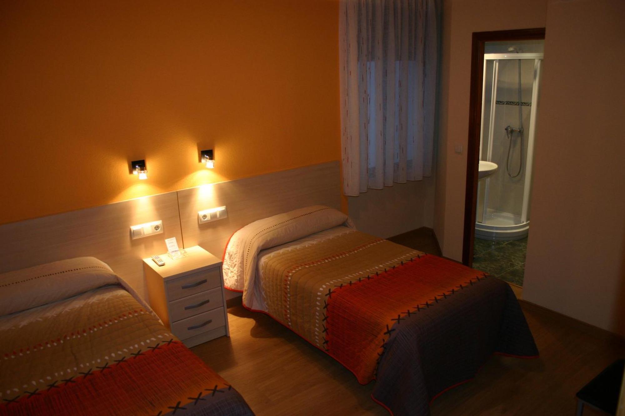 Hostal Hispanico I Salamanca Exterior foto